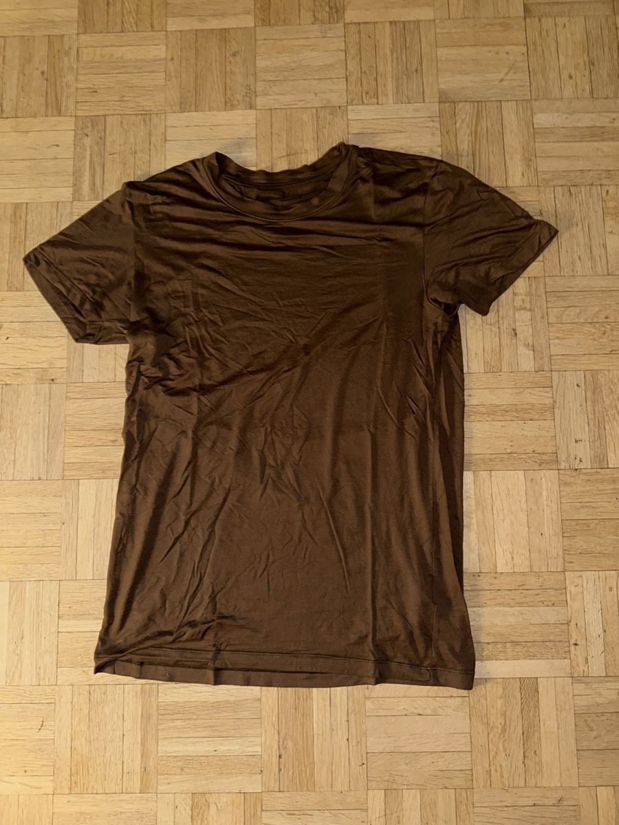 Uniqlo T-Shirts: T-shirt uniqlo – Gebraucht aus Genève von abelitoo