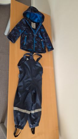 Lot de vêtements imperméables so, taille 104 - PN: CHF 69.95