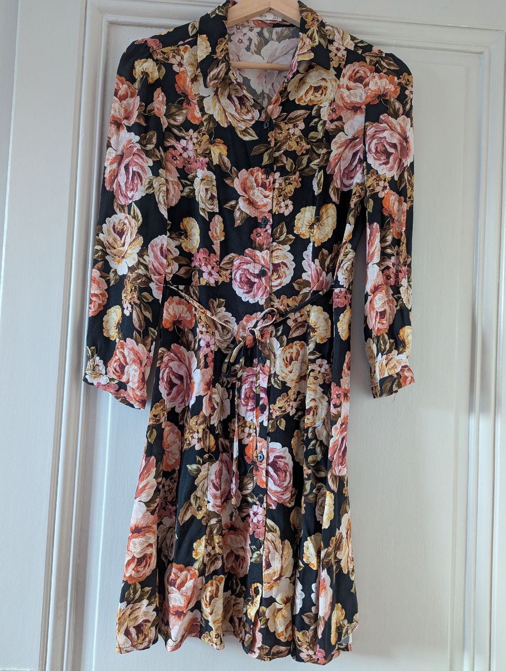 Mango Kleider: robe Mango xs – Gebraucht aus Montreux von dem_gyt9