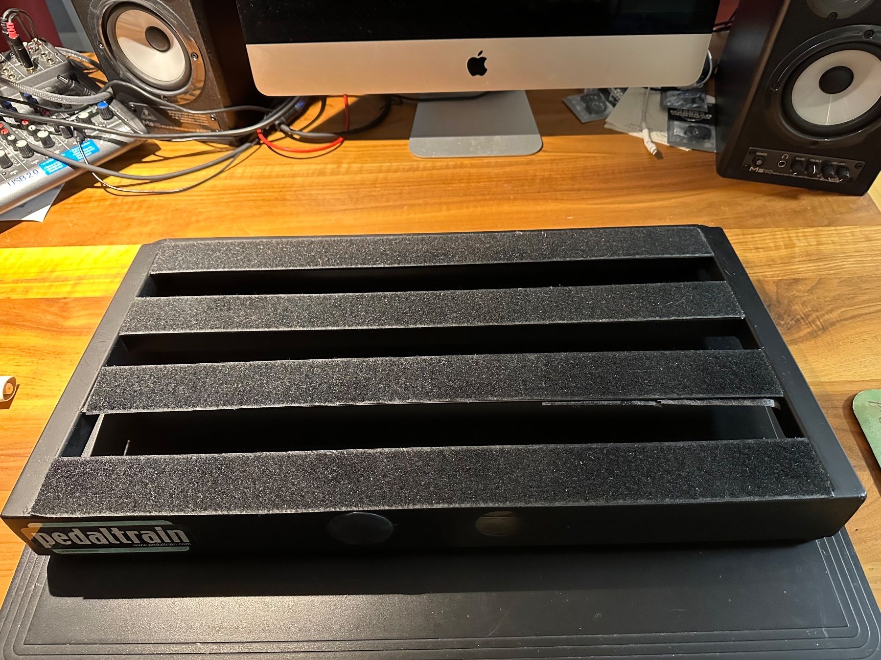 Pedaltrain Musikinstrumente: Pedaltrain – Gebraucht aus Goldau von thiilaak