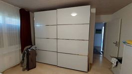 Kleiderschrank