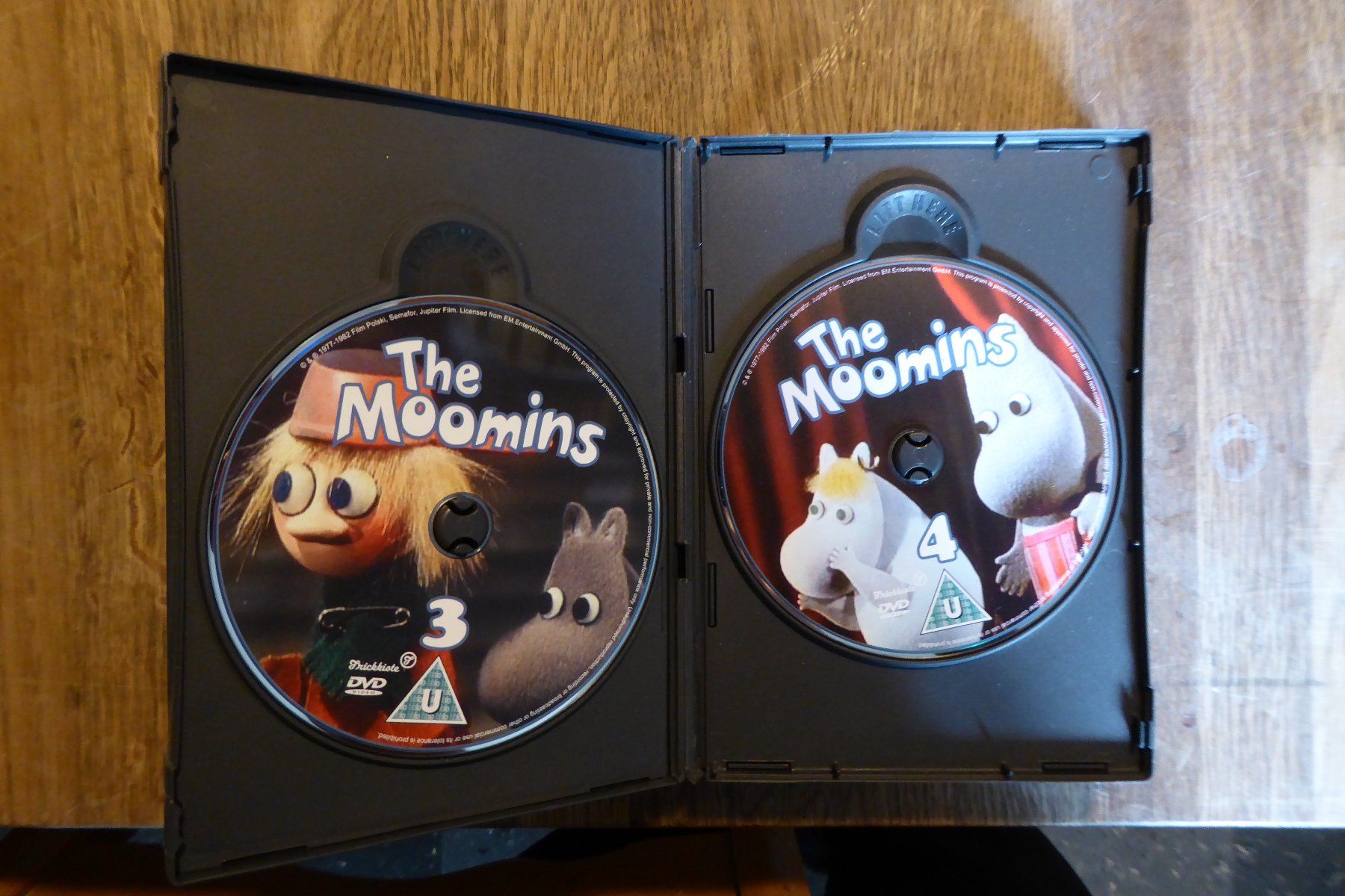 Alle DVDs: DVD Serie Die Mumins Disk 2 fehlt! – Gebraucht aus Allschwil von Summelsarium 2