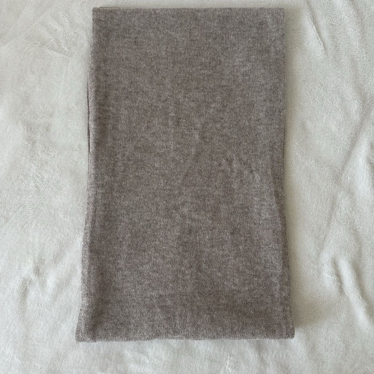Foulard & Sciarpe: Écharpe en cachemire beige 100% – Nuovo (secondo la descrizione) da Givisiez venduto da dor_xb9k 5
