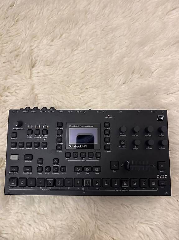 Strumenti musicali: Octatrack MK II – Usato da Zürich venduto da severin1738
