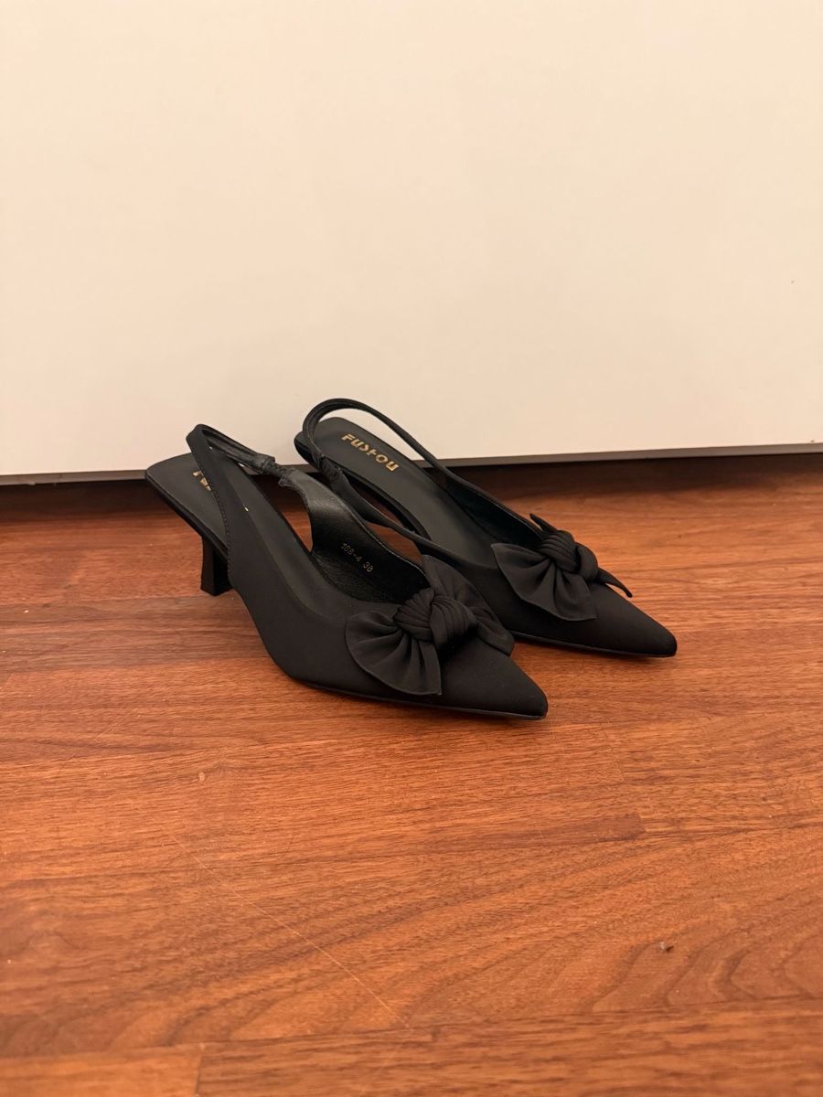 Scarpe da donna: Diverse Schuhe Grösse 36–38 – Usato da Horw venduto da edi_2j9v