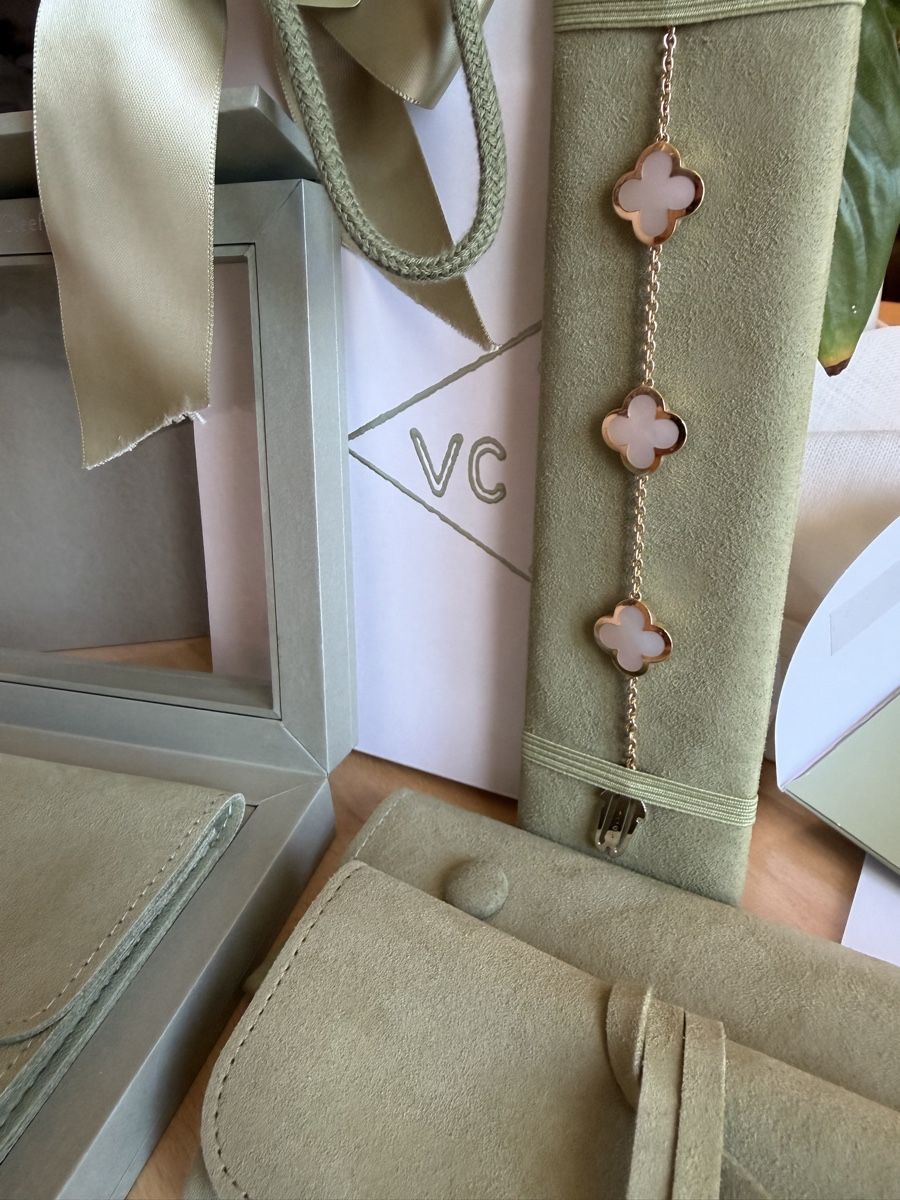 Van Cleef Armbänder & -reifen: Original Van Cleef & Arpels Pure Alhambra Armband & Perlmutt – Gebraucht aus Bern von AndrewHM 2