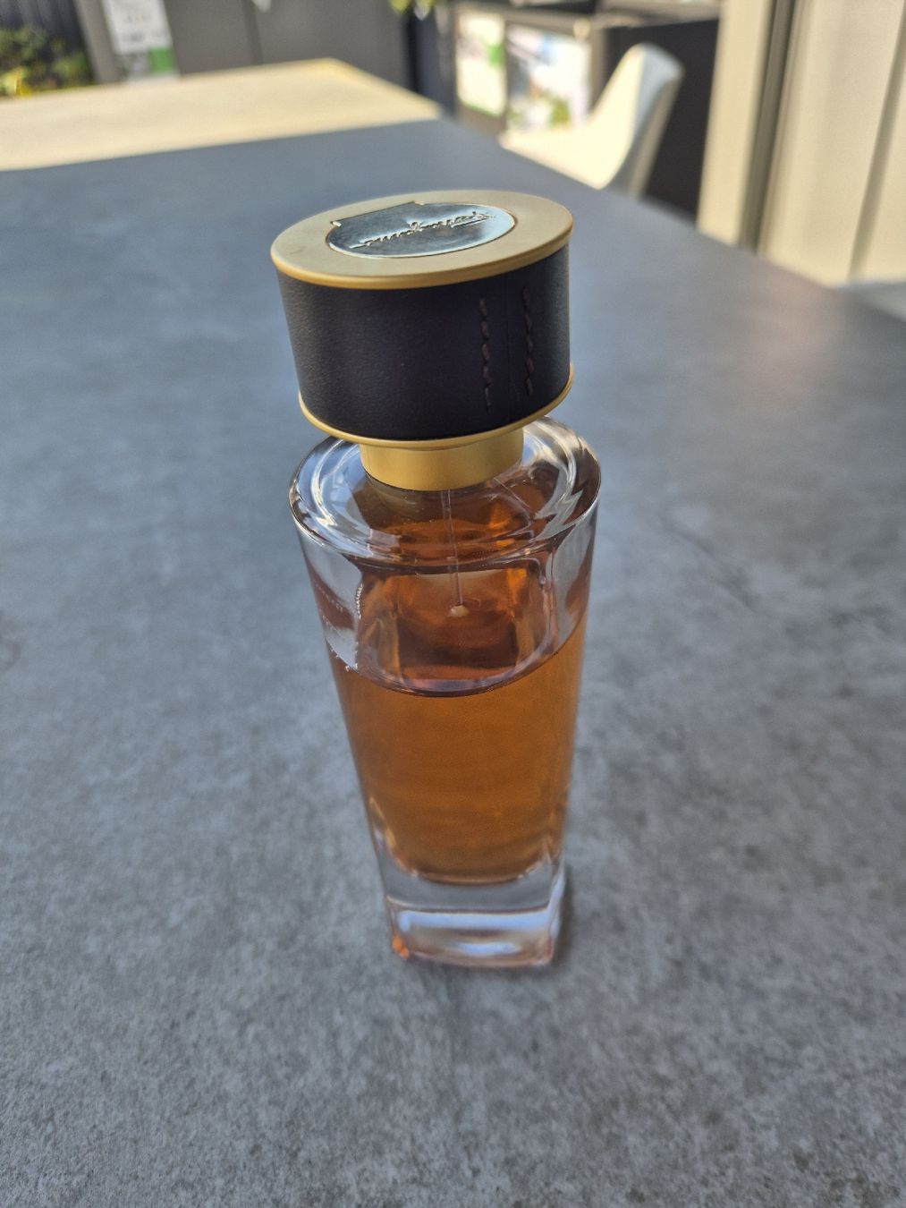 Salvatore Ferragamo Parfum & Eau de Toilette: Salvatore Ferragamo La Commedia Edp – Gebraucht aus Wettingen von luc_7nmf 1