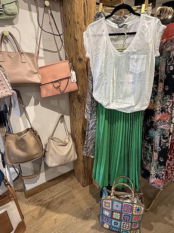 Altro per Eventi aziendali & Feste: Luxury Secondhand – Usato da Uitikon Waldegg venduto da Nook 4
