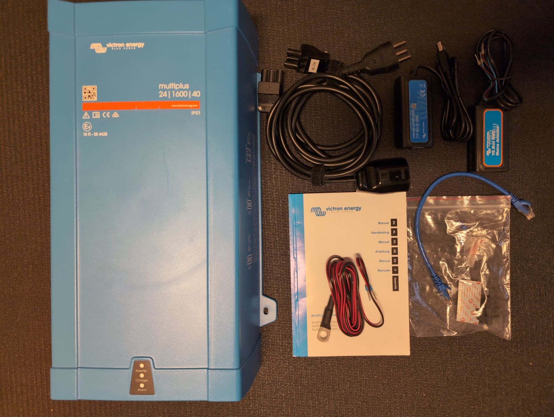 Victron Wechselrichter: Wechselrichter Victron Multiplus 24V 1600/40 – Gebraucht aus Pratteln von ilouh