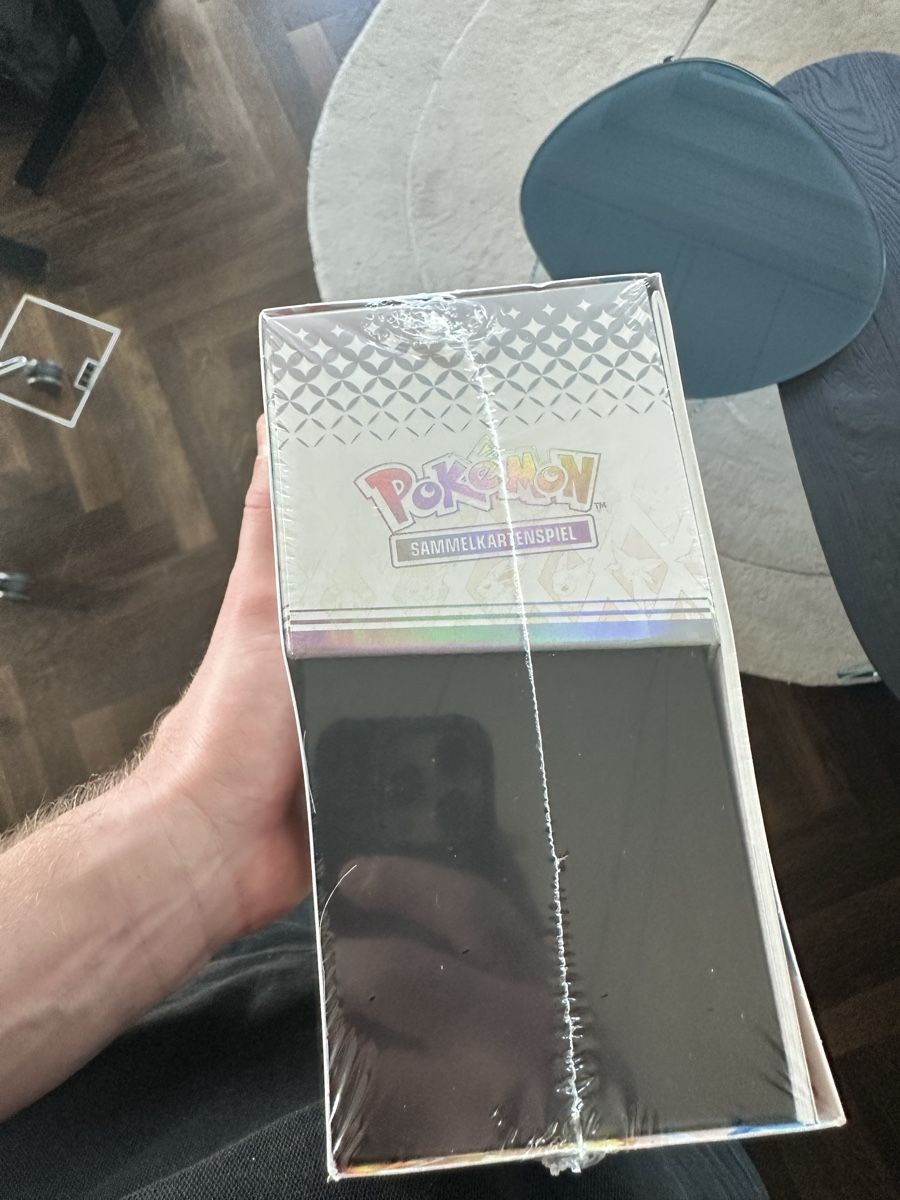 Cartoline: Pokemon Prismatic Evolutions ETB DE – Nuovo e nell'imballaggio originale da Zürich venduto da Dennyloot 3