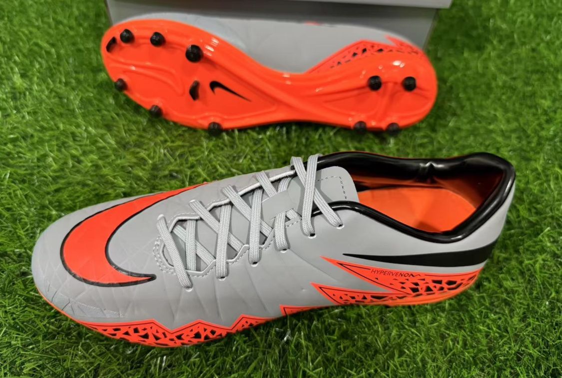 Scarpe da uomo: Nike Hypervenom Phantom II FG Size 44 – Nuovo (secondo la descrizione) da Vevey venduto da kev_5xk2 3