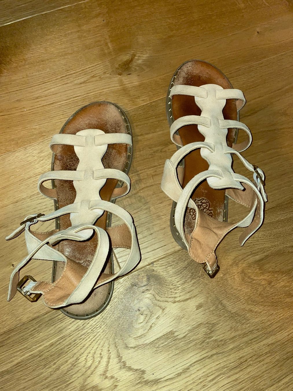 Scarpe da donna: Sandalen – Usato da Fislisbach venduto da arse 1