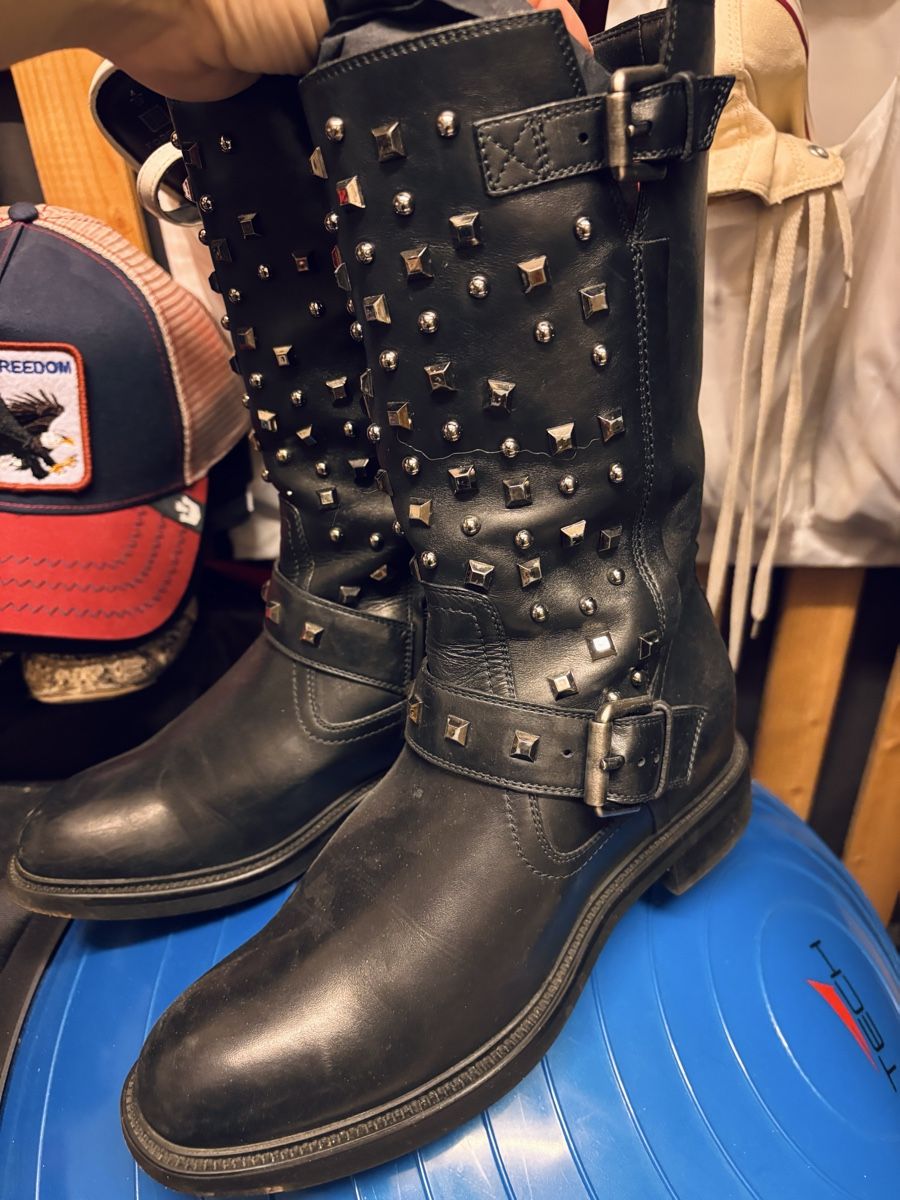 Santoni Scarpe da donna: Black Santoni leather boots – Usato da Zürich venduto da Sonikasantos 4