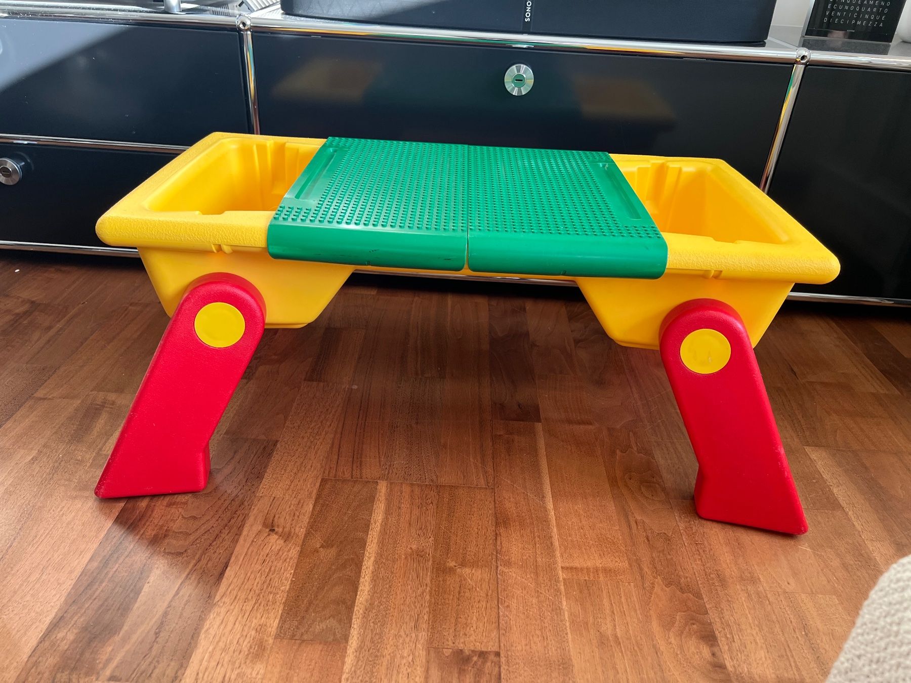 Tische: Lego Tisch multifunktional Vintage Kindertisch – Gebraucht aus Jona von Sariksa 1