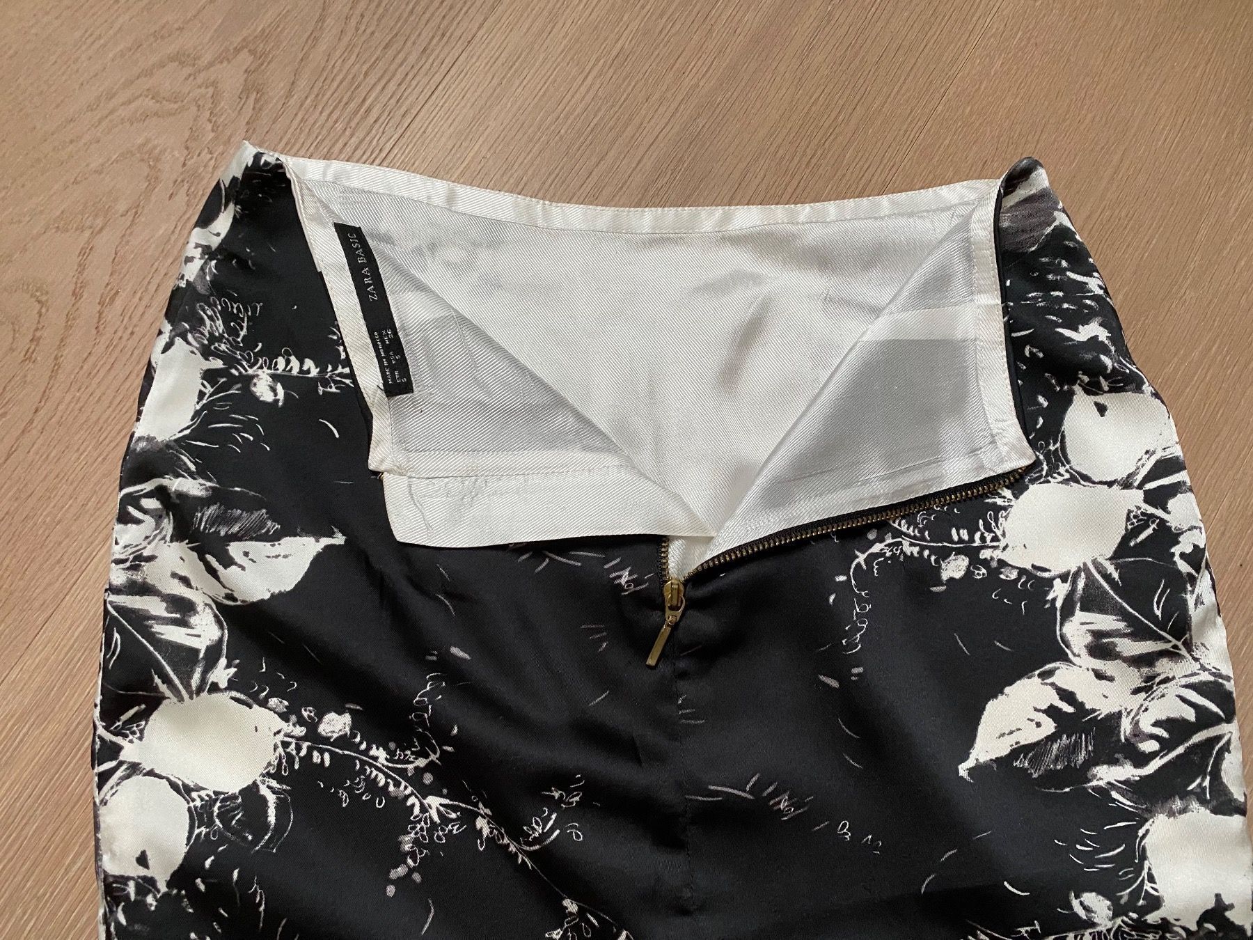 Zara Gonne: Neuer Zara Jupe Grösse S – Nuovo (secondo la descrizione) da Winkel venduto da Flyhy2020 3