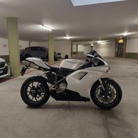 Ducati 848