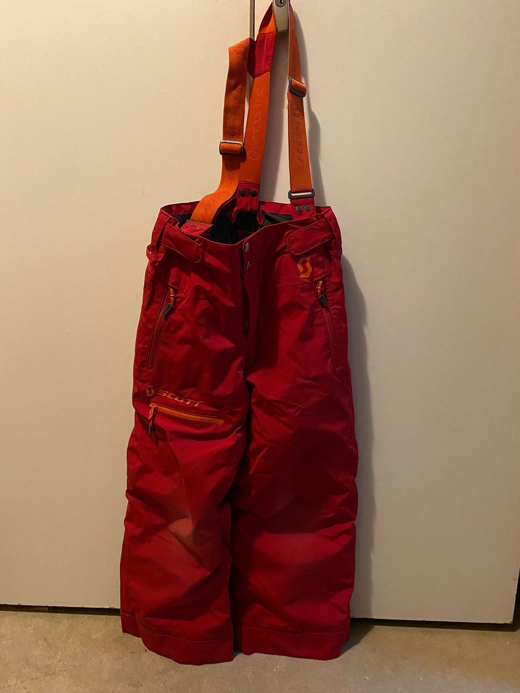 Scott Hosen: SCOTT SKIHOSE (Gr. 128) – Gebraucht aus Wallisellen von Irantzu