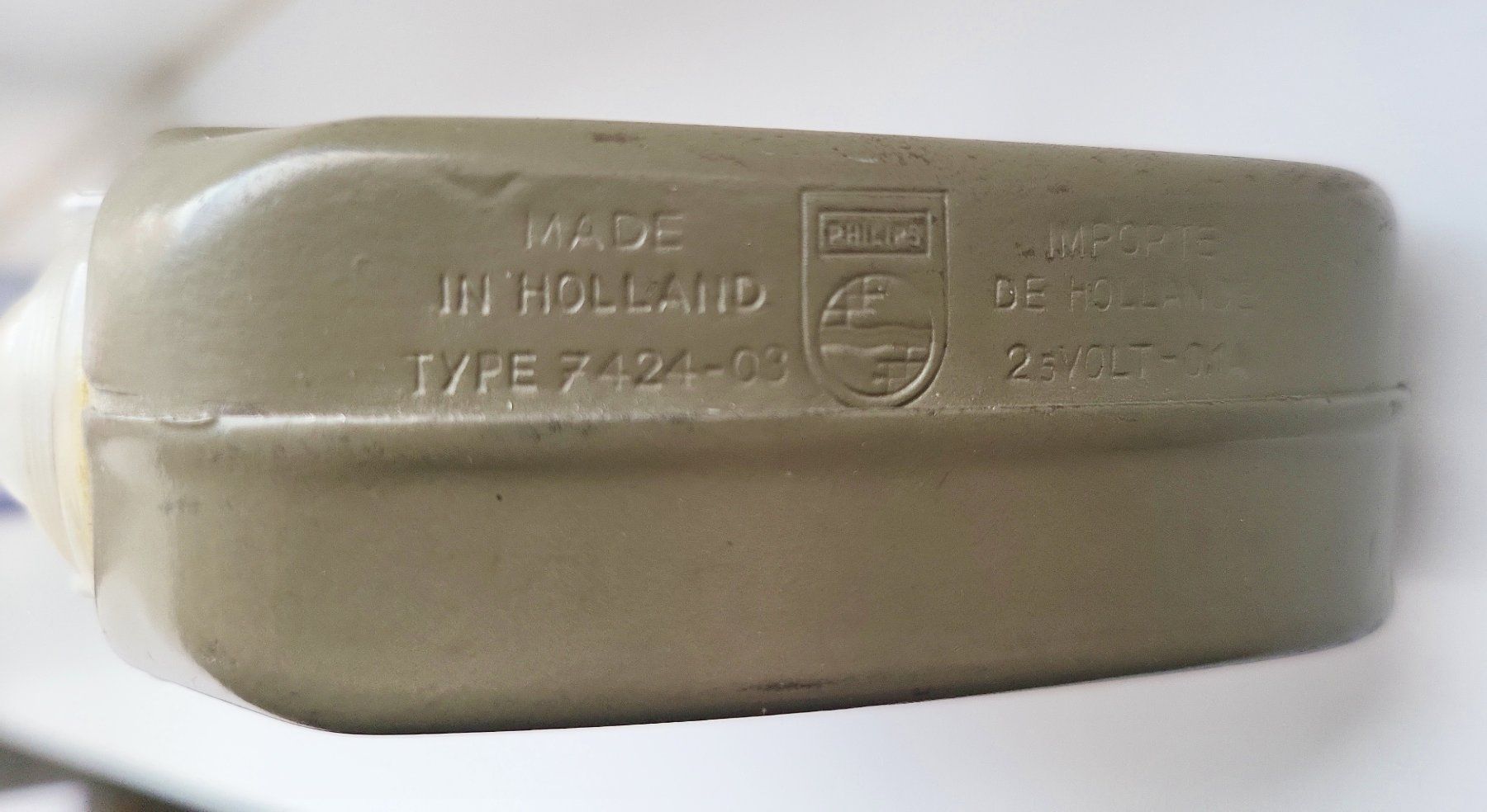 Philips Lampade: Philips Dynamo-Taschenlampe, 2. Weltkrieg – Usato da Muttenz venduto da Mithrur 5