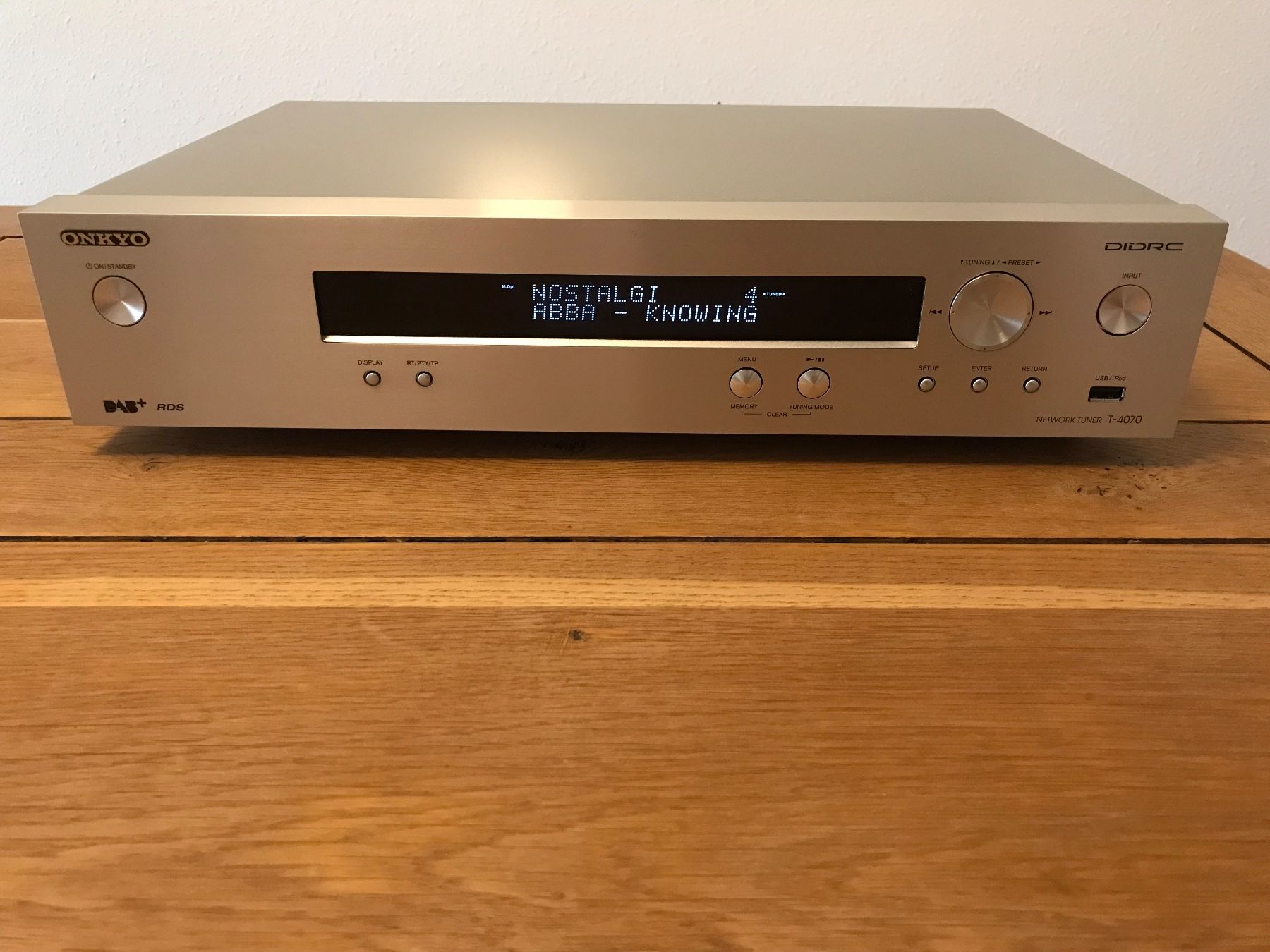 ONKYO T-4070 S / DAB+, FM NETZWERK-TUNER (SILBER) | Acheter sur Ricardo