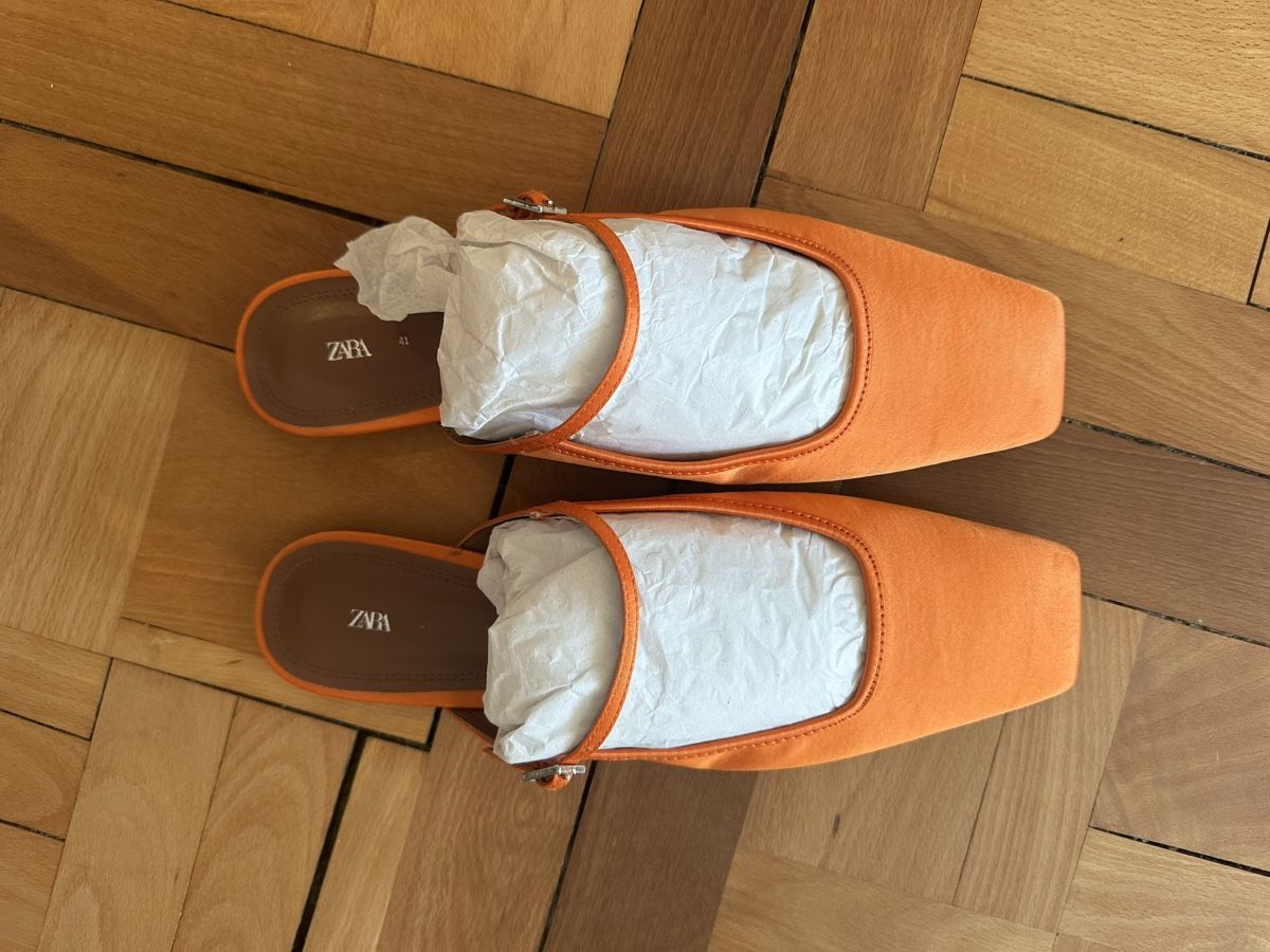 Scarpe da donna: Zara Slides orange – Usato da Zürich venduto da Haafaadjdhssjsj