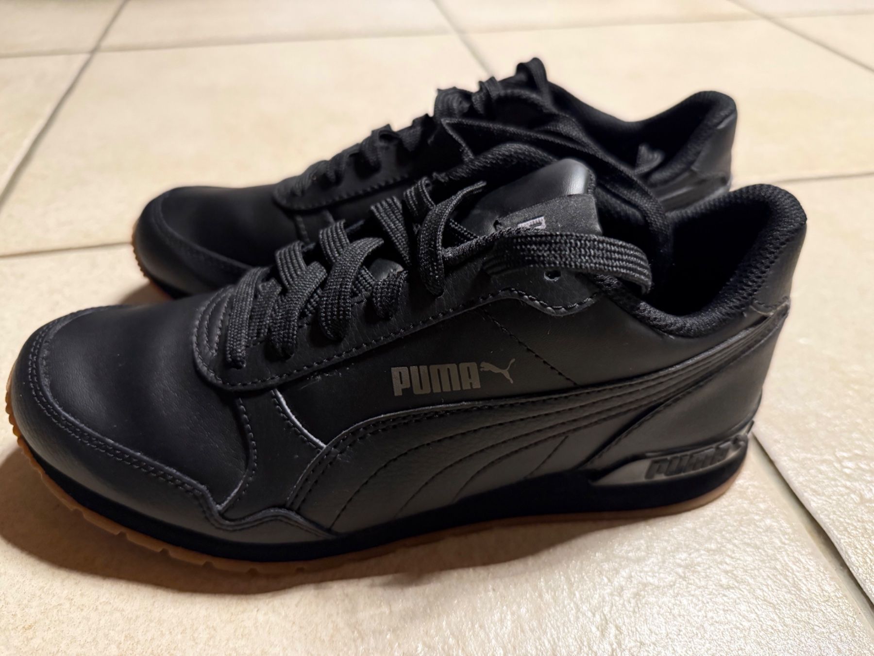 Puma Scarpe da uomo: Puma Sneaker St Runner V2 Full – Nuovo (secondo la descrizione) da Cham venduto da carmenblacky