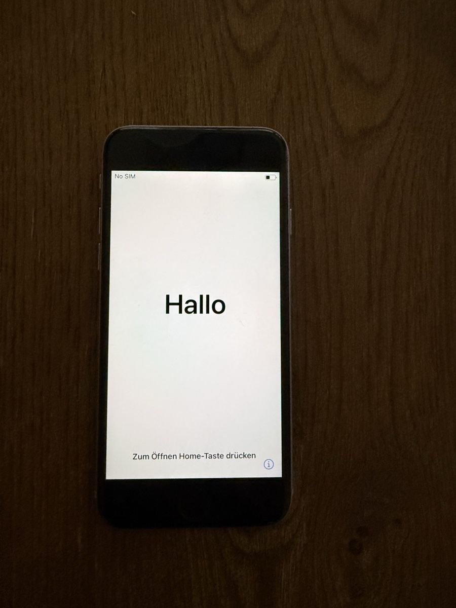 Apple Handys / Smartphones: Apple iPhone 6 und 6s Silber 64GB   – Gebraucht aus St. Gallen von nwh_mh9q 4