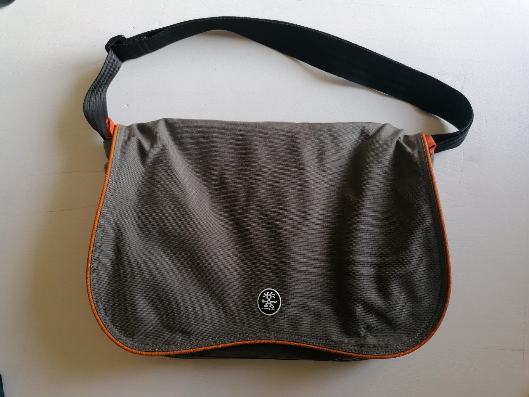 Crumpler Borse: Grosse Laptoptasche Crumpler – Usato da Winterthur venduto da Arkadii