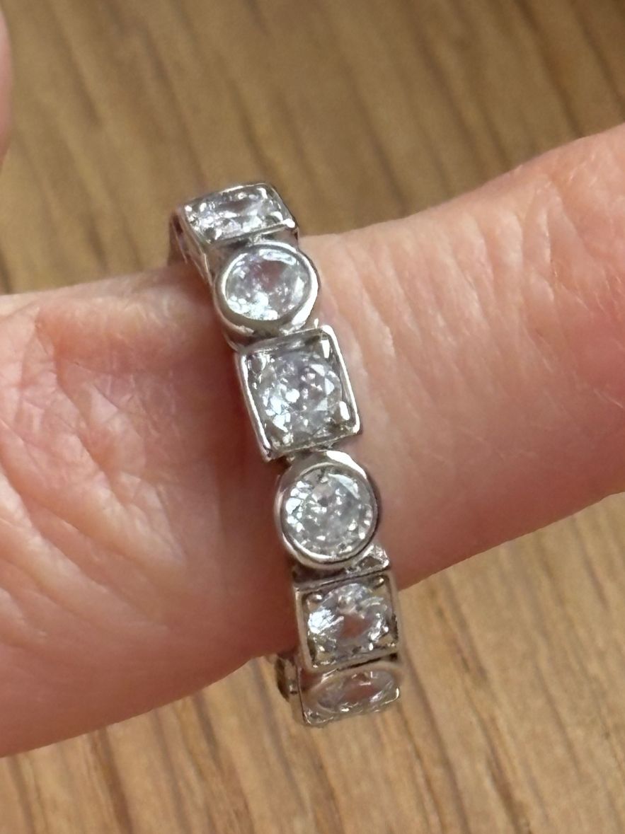 Anelli: Luxus Elegante Gr: 19/9 Ring Memoire Farbe :  Silber – Nuovo (secondo la descrizione) da Biel-Bienne venduto da Roserosse13 3
