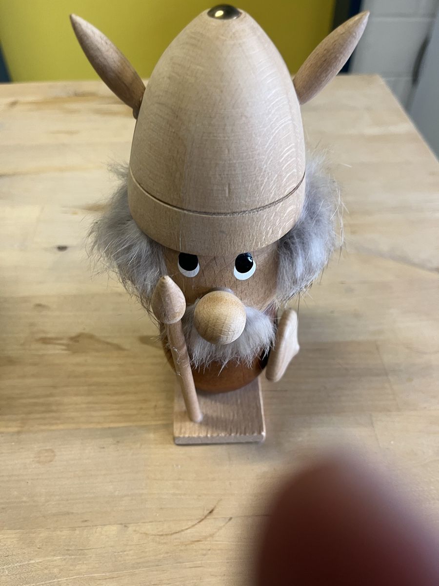 Figuren: Holzfigur Wikinger Handarbeit Dänemark – Gebraucht aus Strengelbach von RaenAntikDesign 7