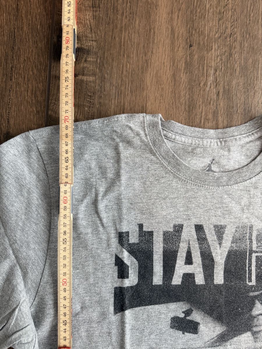 Jordan T-Shirts: Jordan Shirt – Gebraucht aus Ennenda von Glarus18 1