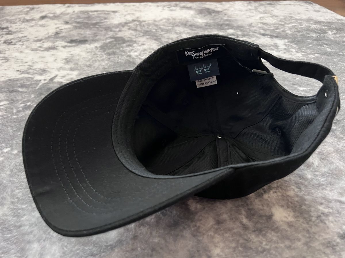 Sonstige Kleidung & Accessoires: YSL Cap – Neu (gemäss Beschreibung) aus Wattwil von IBiDaFurDi 1