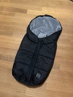 Schwarzer Fusssack für Babyschale