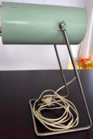 Mintfarbene Vintage Tischlampe aus Metall, 60er Jahre