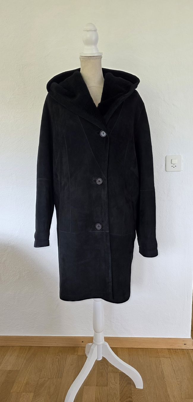 Cappotti: Superwarmer Lammfell-Mantel von "ARMA" Gr. 40 – Usato da Schneisingen venduto da backstore24