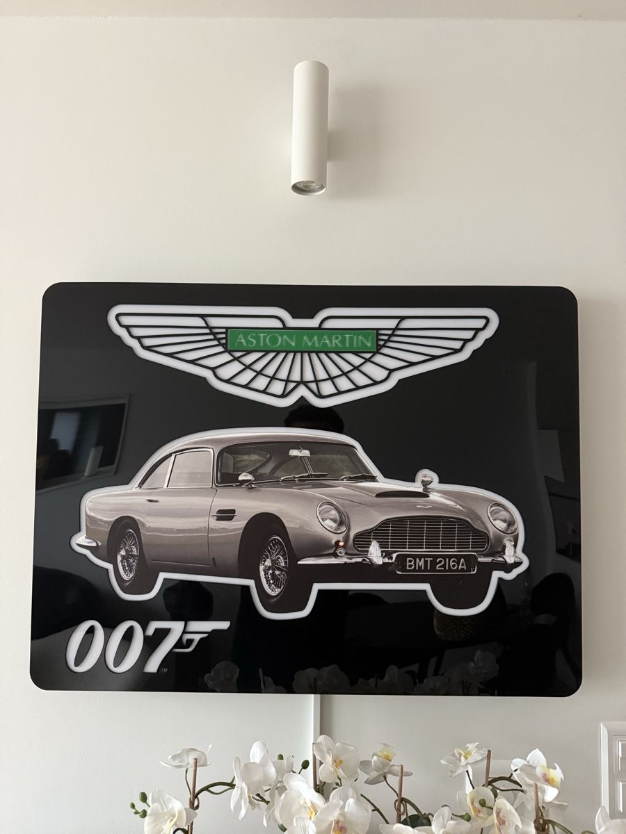 Aston Martin Insegne: Aston Martin LED Wandschild – Nuovo (secondo la descrizione) da Ostermundigen venduto da ivanvinci 1