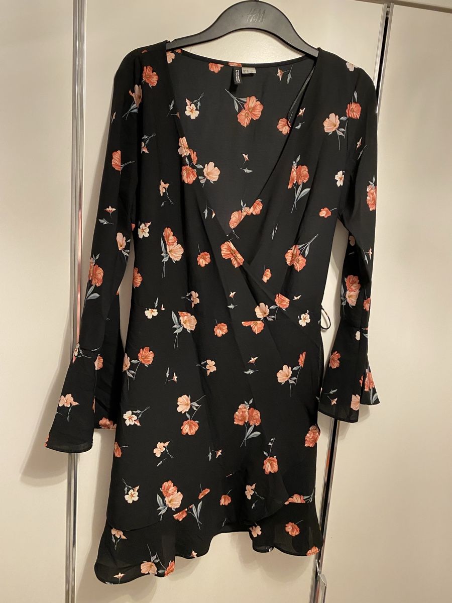 H&M Kleider: Damen Kleid Gr.44 – Gebraucht aus Pfungen von Sheki56