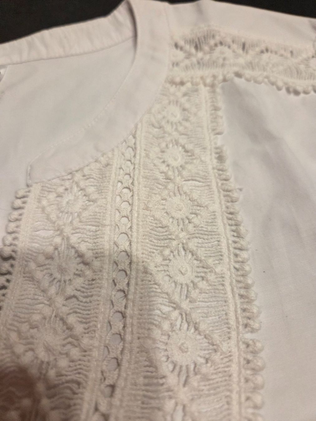 Camicette: Neue wunderschöne Bluse Gr.42 100% Baumwolle mit Spitze NEU – Nuovo (secondo la descrizione) da Basel venduto da ivoli 2