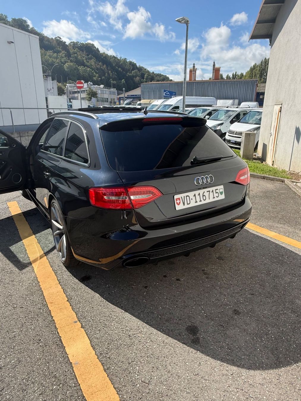 Audi Autos: Audi rs4 – Gebraucht aus Yverdon-les-Bains von car_9d5f 1