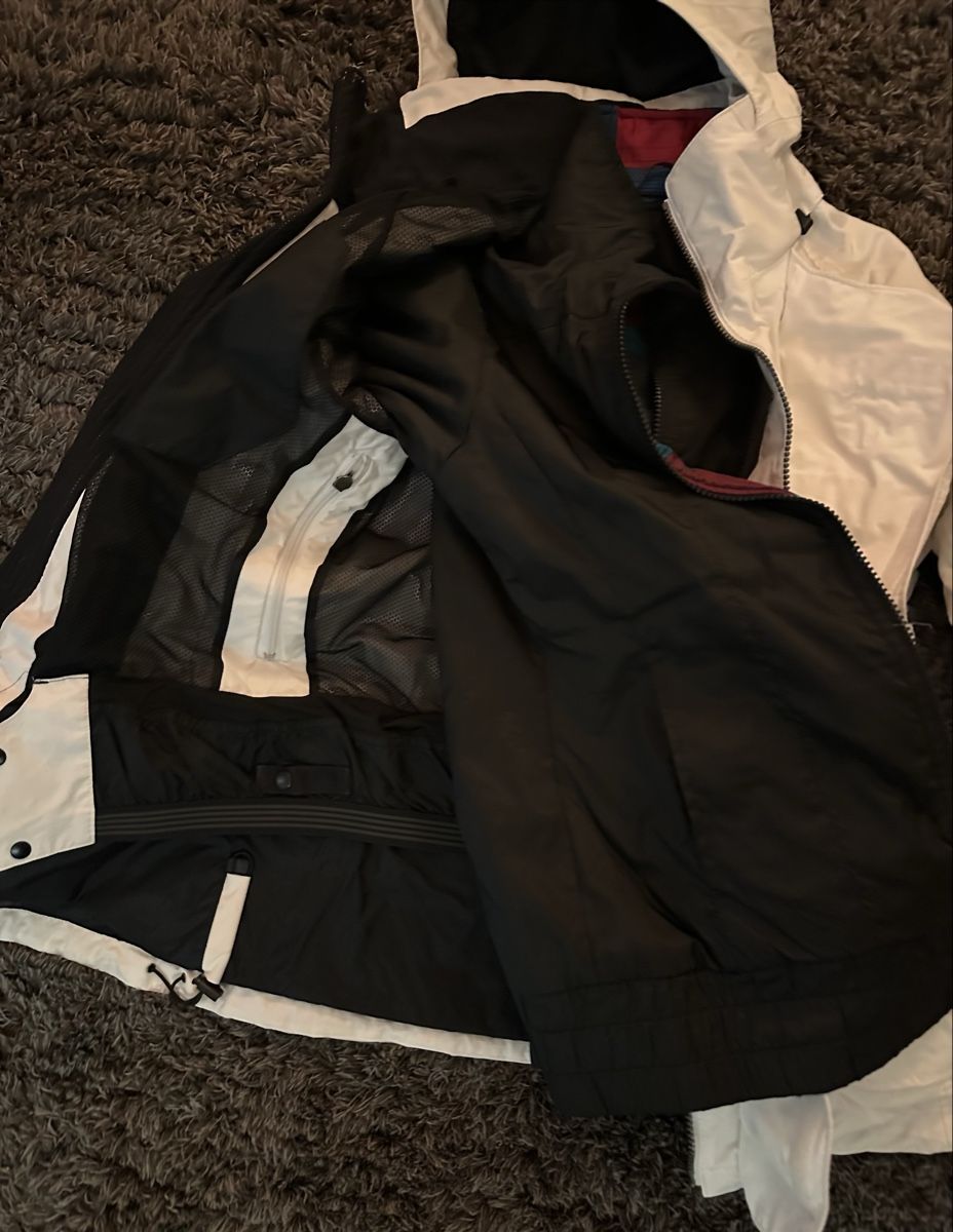 Skis: Funktionsjacke Wintersport Jacke – Gebraucht aus Bolken von viv_52qx 2