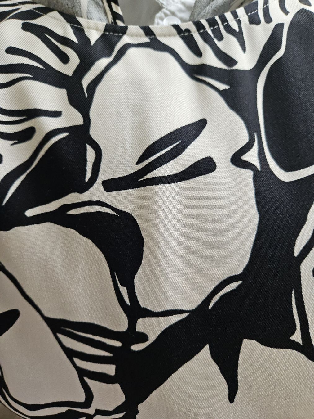 Opus Vestiti: Opus  Sommerkleid Gr. 34 👗 – Usato da Urdorf venduto da Colina 3