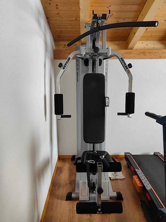 Vélos d'appartement: Kettler Basic - station musculation – D'occasion à Arconciel par gab_c8l2
