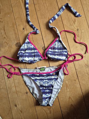 Bikini Protest Sicilia blauweiss Grösse S/36 neu