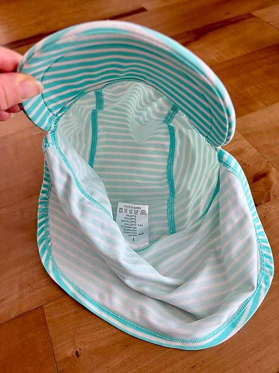 Altro abbigliamento per bambino: Badekappe / Badehut Kleinkind 2-3 Jahre / ca. 46 cm – Usato da Dietlikon venduto da Pmt_zh 1