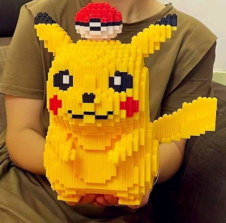 Figuren: Pokemon 29cm Bausteine Figur Modell  – Gebraucht aus Winterthur von Bianca.Haeberli 1