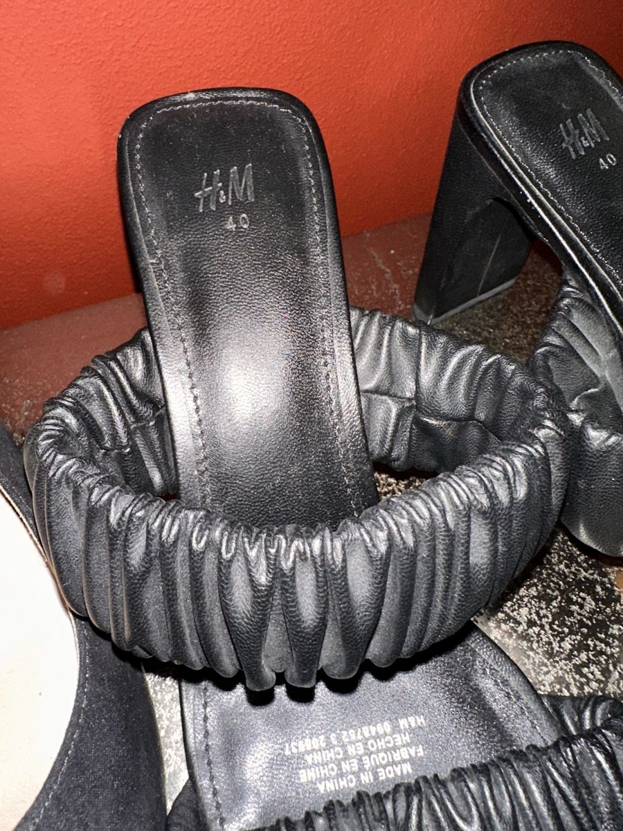 H&M Damenschuhe: H&M sandals – Neu (gemäss Beschreibung) aus baar von may_8fwr 1