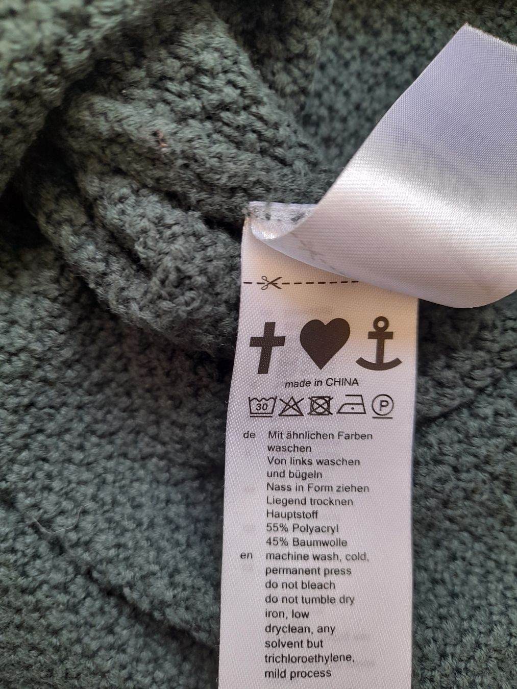 Blutsgeschwister Pullover & Sweatshirts: Strickpullover (Blutsgeschwister, Grösse S) – Gebraucht aus Luzern von anni. 2