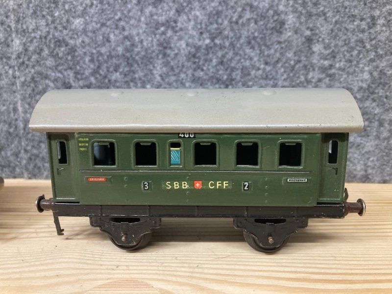 Fleischmann Modelleisenbahnen: 2 x Fleischmann Spur 0 Güterwagen 400 SBB Made in U.S. Zone – Gebraucht aus Büsserach von ModellbahnDepot 4
