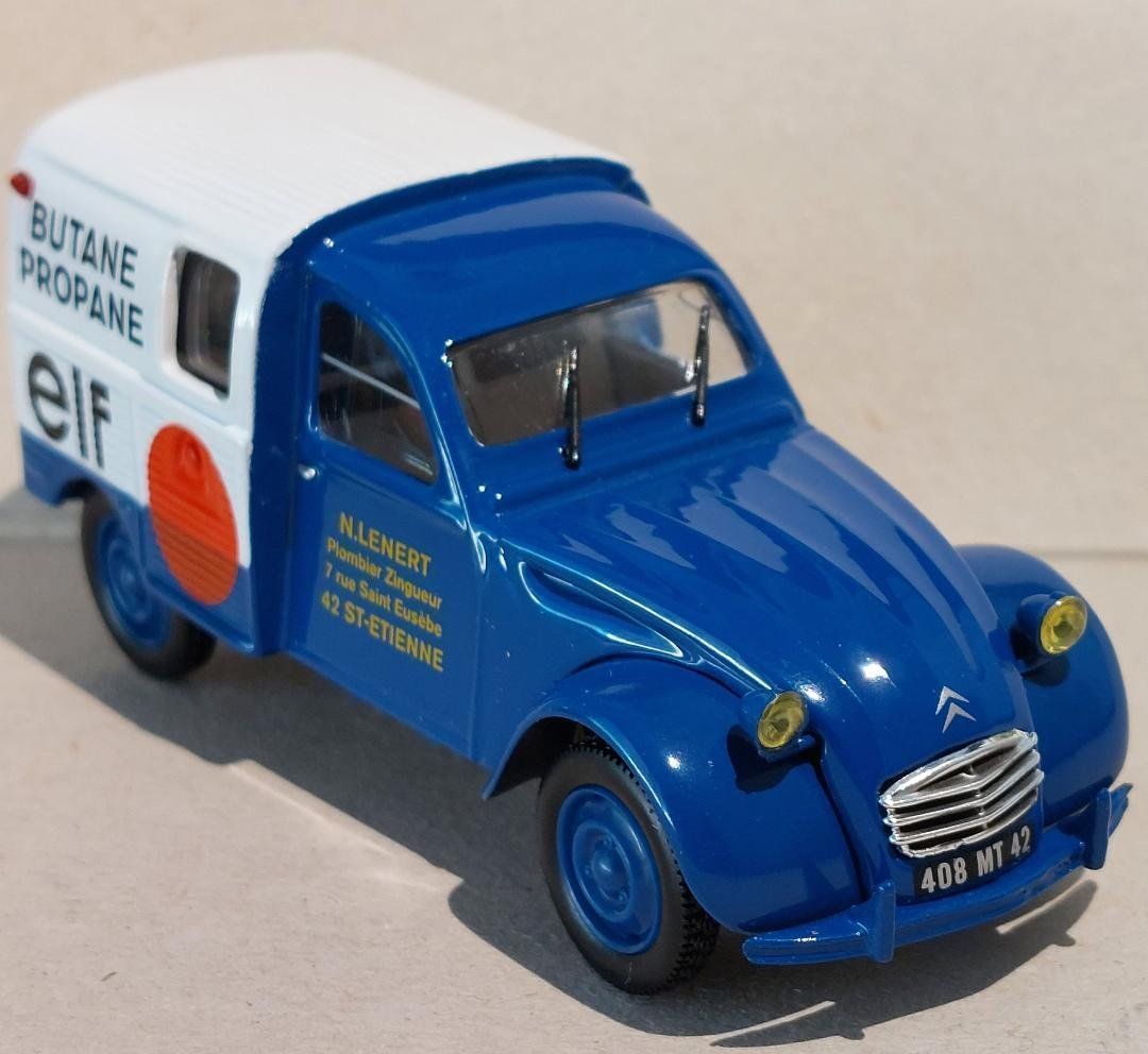 Norev Modellautos: Citroën 2CV  -  AZU - ELF - Norev - 1/43 – Gebraucht aus Delémont von Domdom1 3