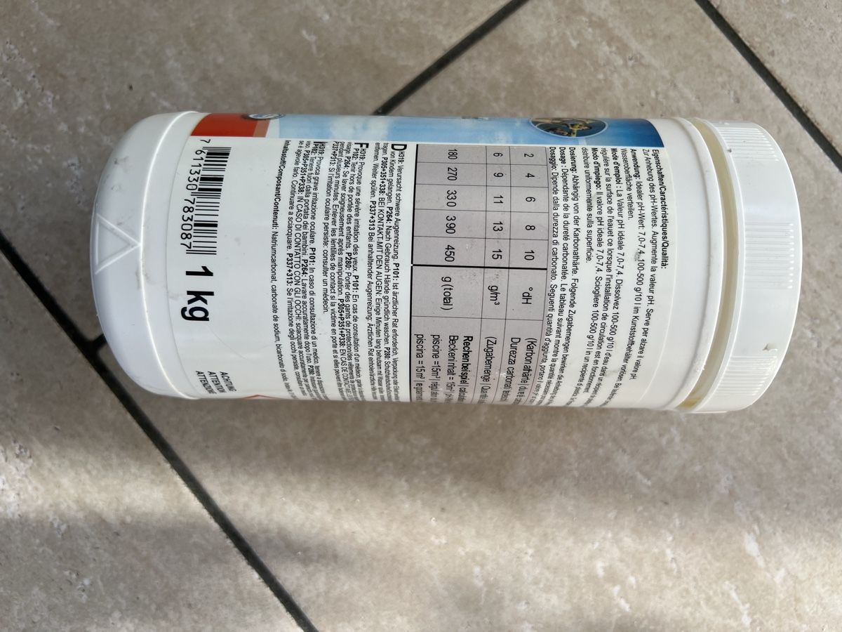 Schwimmbad: Poolpflege-Set: Chlor, Algenmittel, pH-Plus Granulat – Gebraucht aus Härkingen von Mada90 8