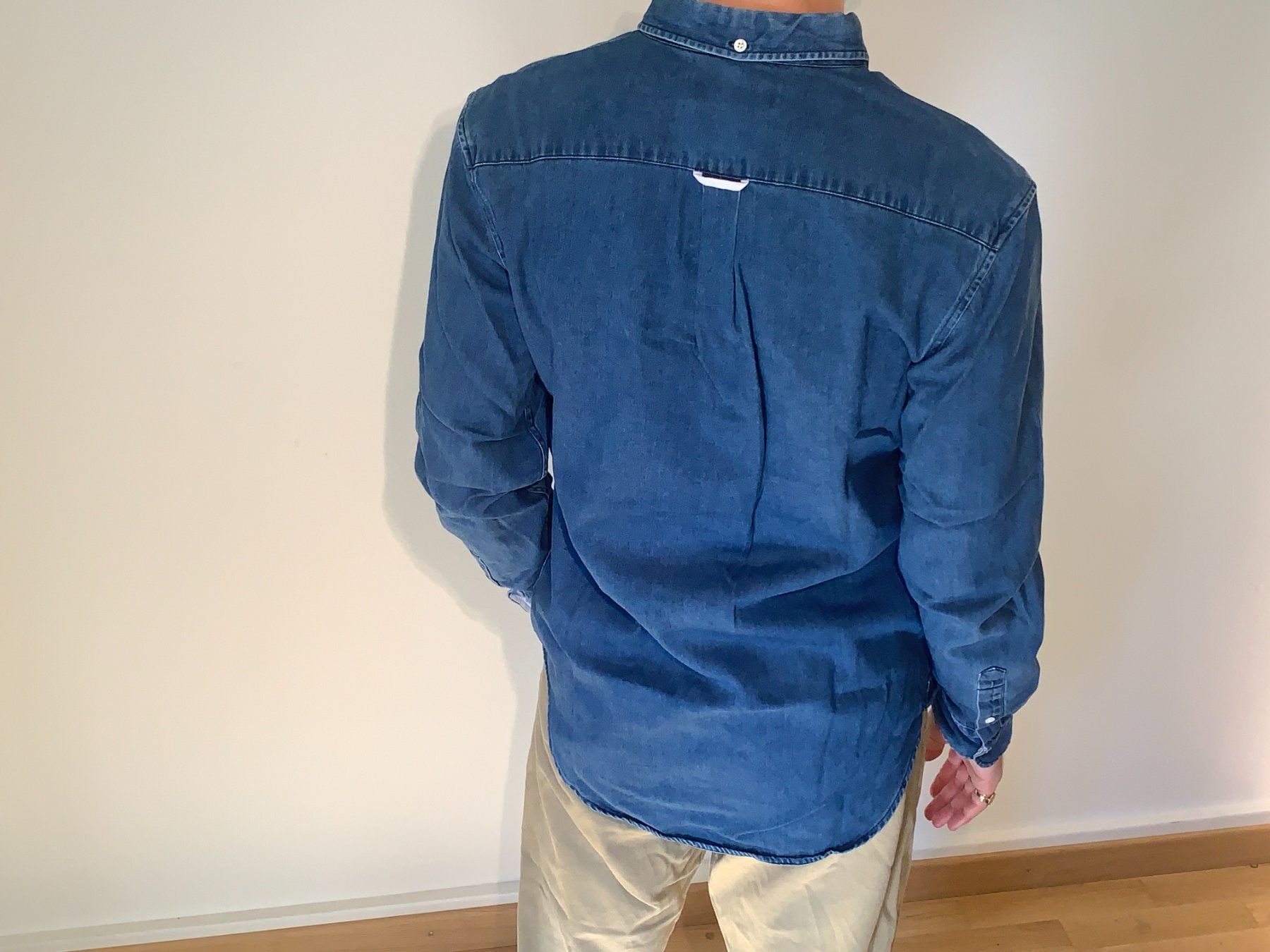 Hemden: Assembly Label Jeanshemd Button-Down, Grösse M – Gebraucht aus Zürich von lor_s6l8 6